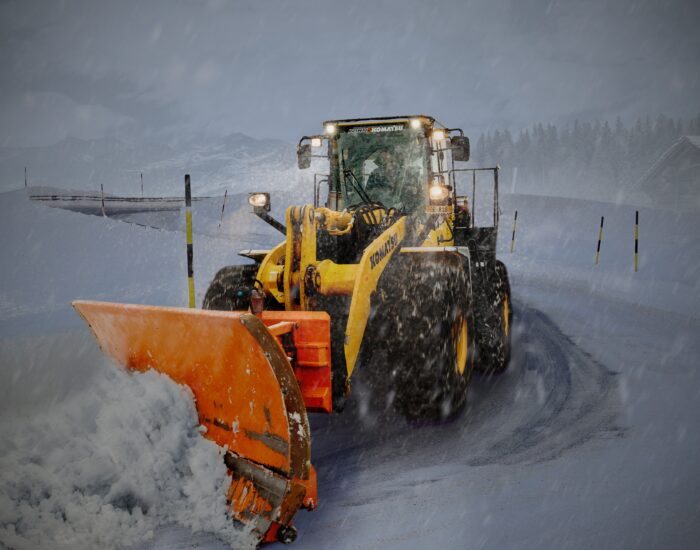 2.000 camiones varados debido a intensas nevadas y lluvias